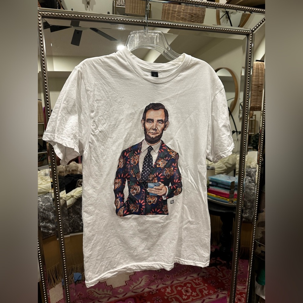 Abe Graphic Tee by LX Artworks - Picture 10 of 10